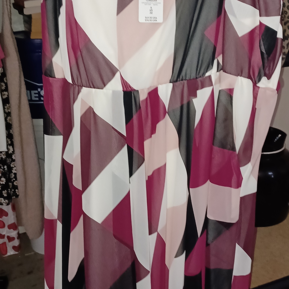 torrid Geometric Maxi Dress in Pink, Black & Cream